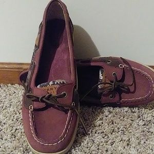 Sperry Angelfish in Wine/Python